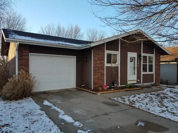 1701 N Engel Ave, Springfield, MO 65803