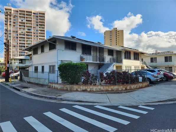 556 Kamoku St, Honolulu, HI 96826
