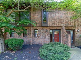 3123 Arlingtowne Ln, Columbus, OH 43221
