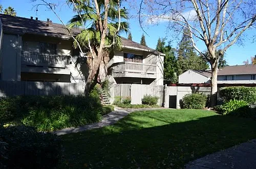 1251 Homestead Ave Photo 1