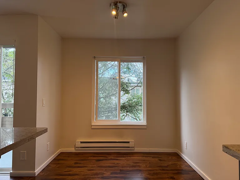 510 NE 98th St #102 — Photo 7