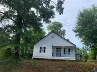 281 Martin Luther King Dr, Thomaston, GA 30286