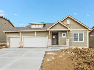 10436 Cody St, Papillion, NE 68046