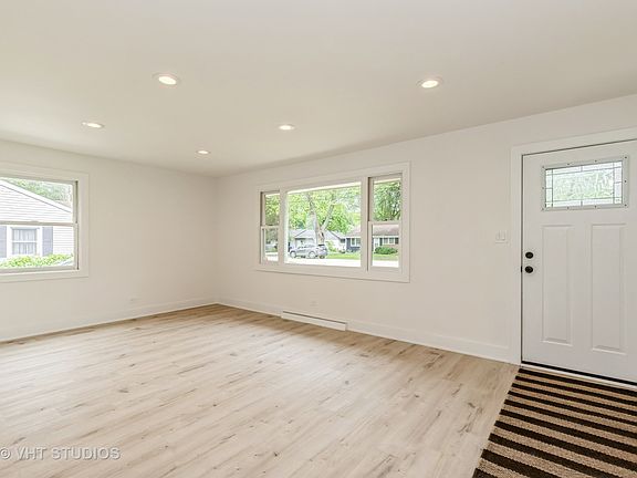 2nd image of 16235 W Arlington Dr