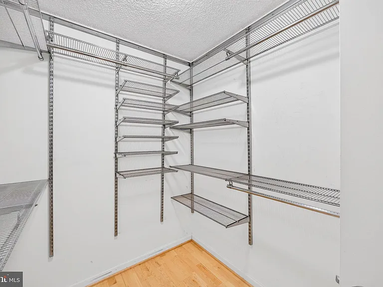 1800 Old Meadow Rd #101 — Photo 37