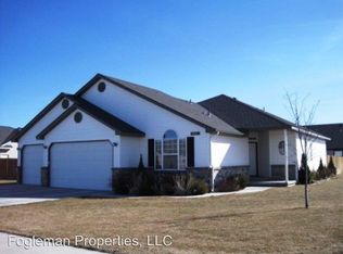 107 NE Thunder St, Mountain Home, ID 83647