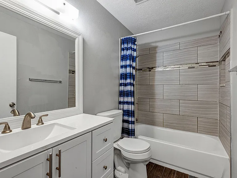 3990 SE 17th Ct — Photo 19