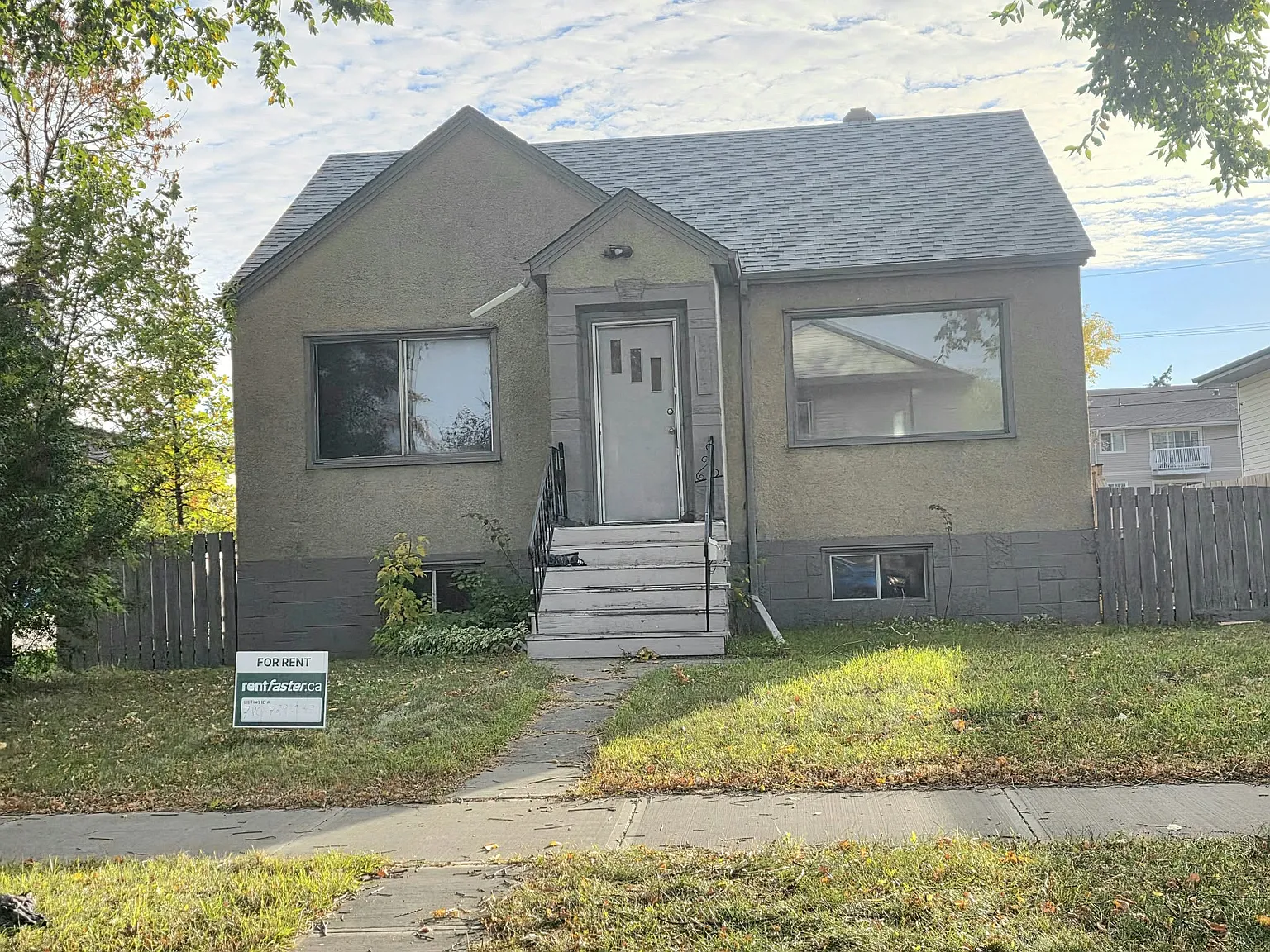 4 bed, 900 sqft, $2,200 — Photo 3