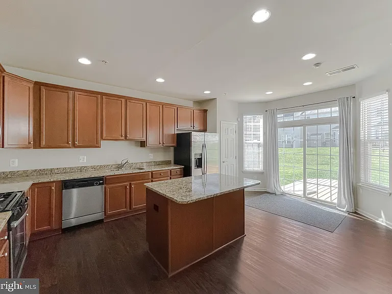 44509 Gray Wolf St — Photo 10