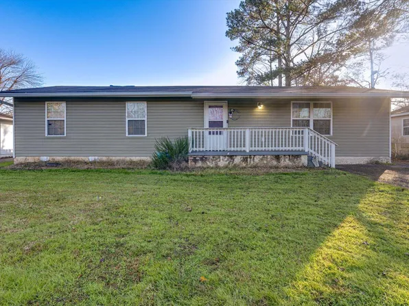 1310 W Sherry Dr, Rossville, GA 30741