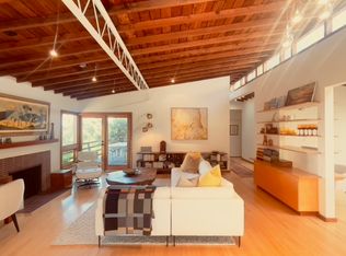 959 Micheltorena St, Los Angeles, CA 90026