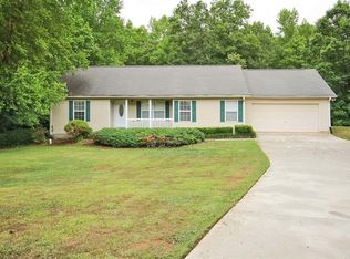 411 Jeffery Dr, Locust Grove, GA 30248
