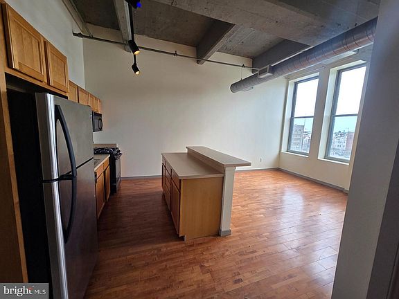 5th image of 511 N Broad 19 St #507
