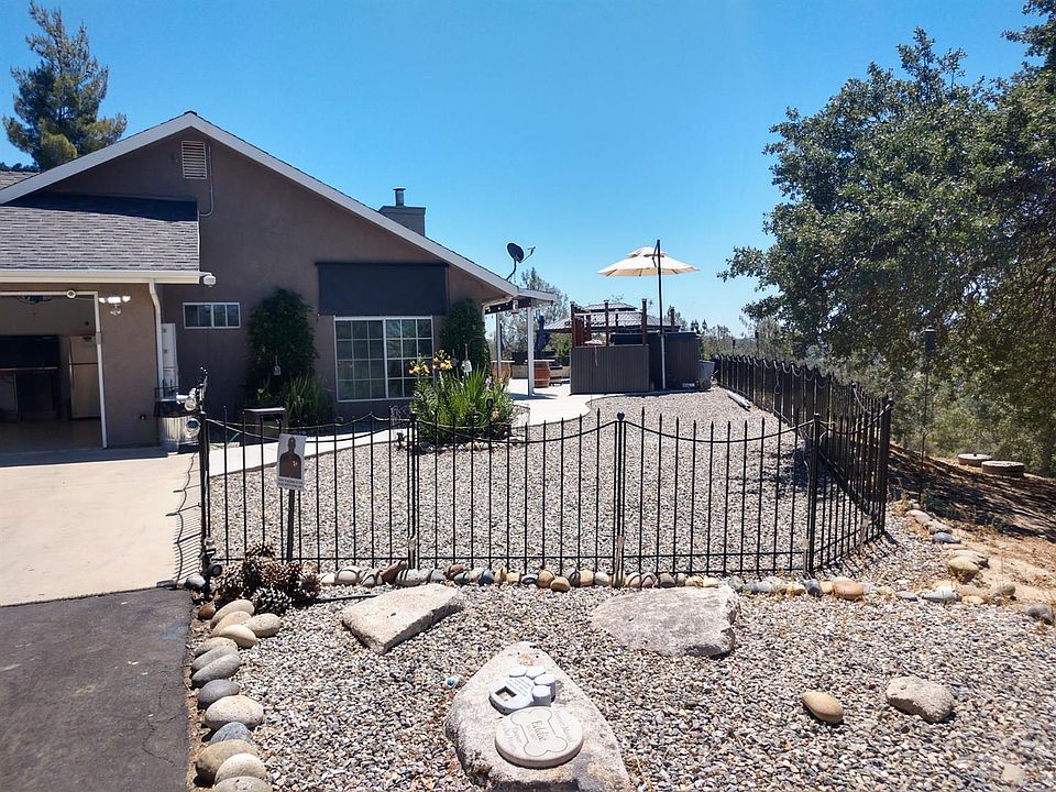 1st image of 42047 Long Hollow Dr
