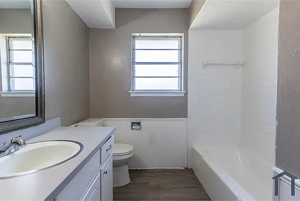 304 W Campbell Dr — Photo 15