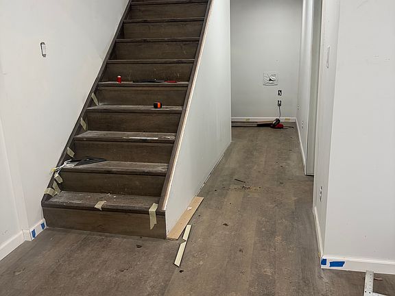 5th image of 7251 Creek Rd