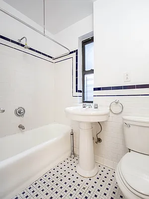 Rented by City Connections Realty | media 17