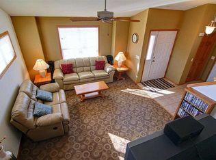 6938 Dominion Dr, Madison, WI 53718