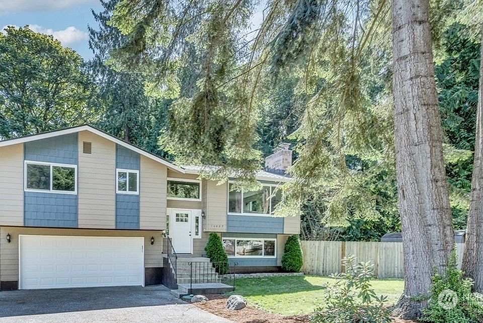 1st image of 10427 41st Ave NE