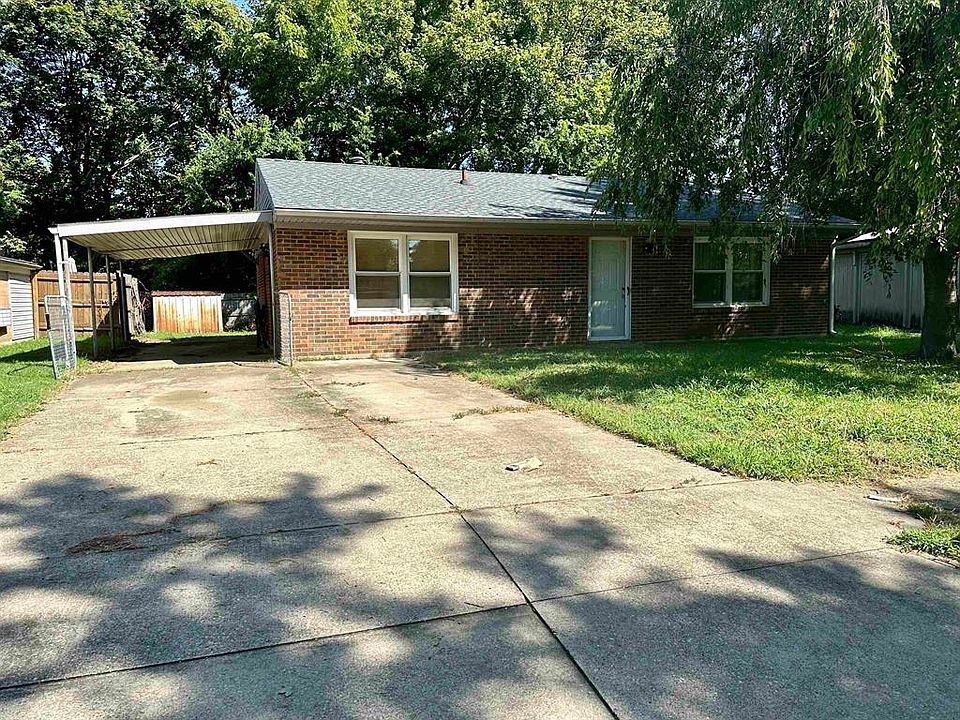 1st image of 2915 Yosemite Dr