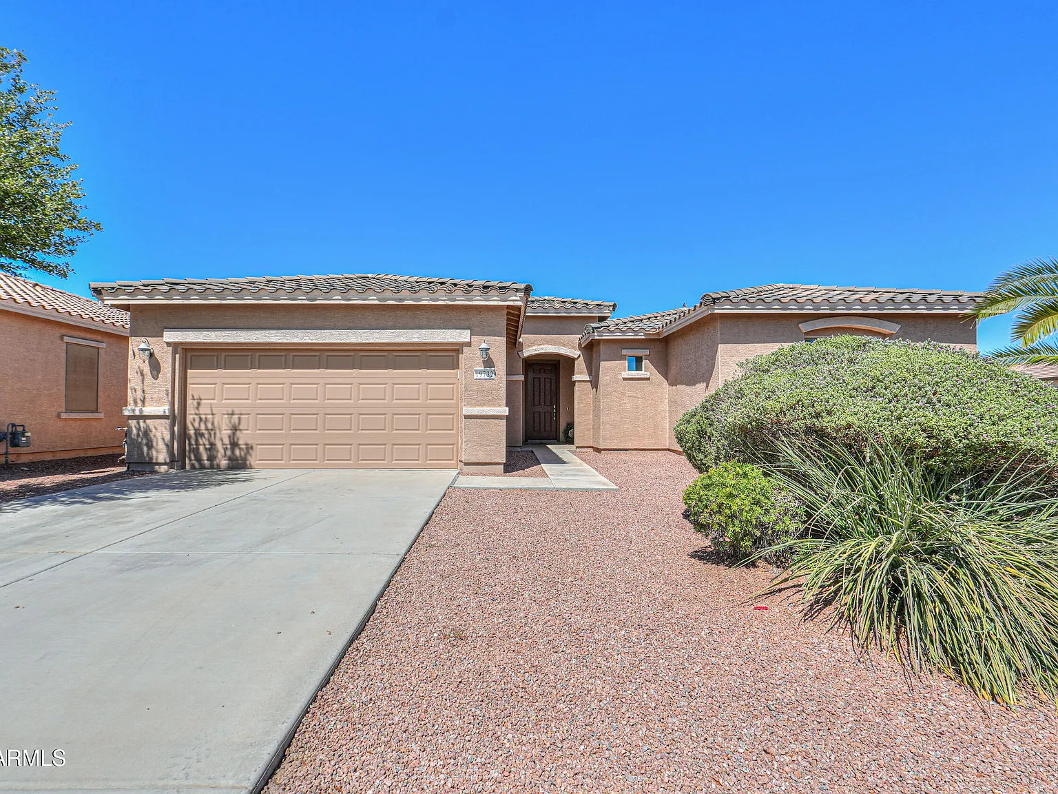 3 bed, 2.0 bath, 2239 sqft, $2,000 — Photo 4