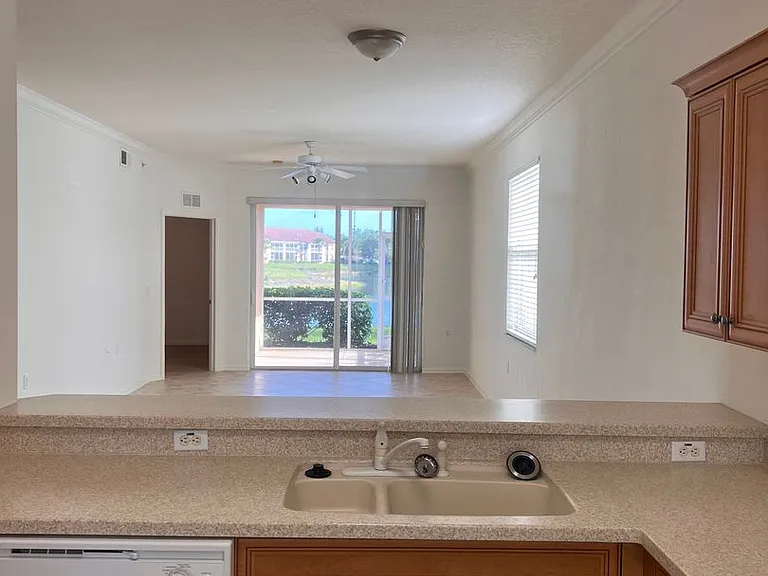 8470 Kingbird Loop #1020 — Photo 8