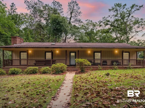 806 Lakeview Dr, Bay Minette, AL 36507
