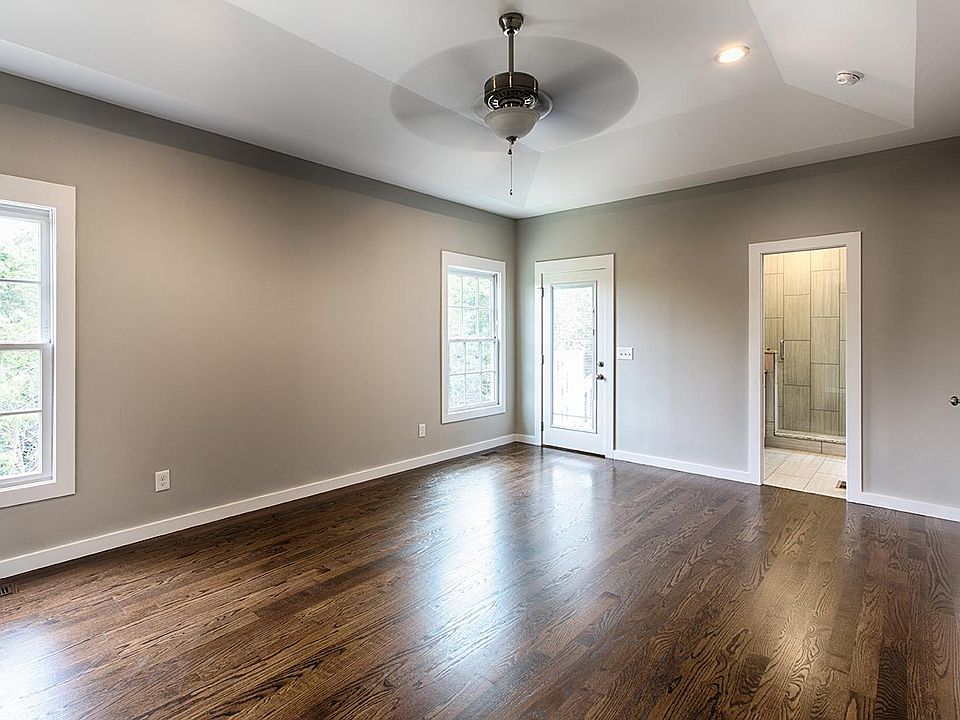 2nd image of 2626 Miami Ave Lot 45