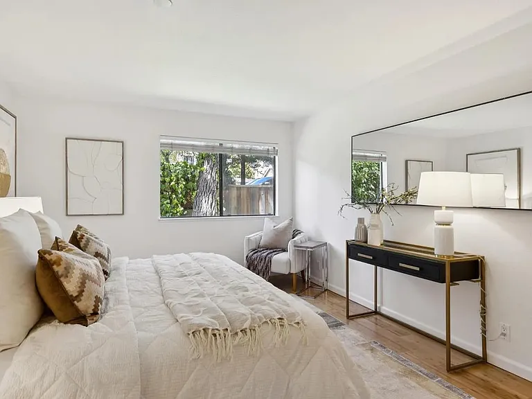 226 W Edith Ave #13 — Photo 18