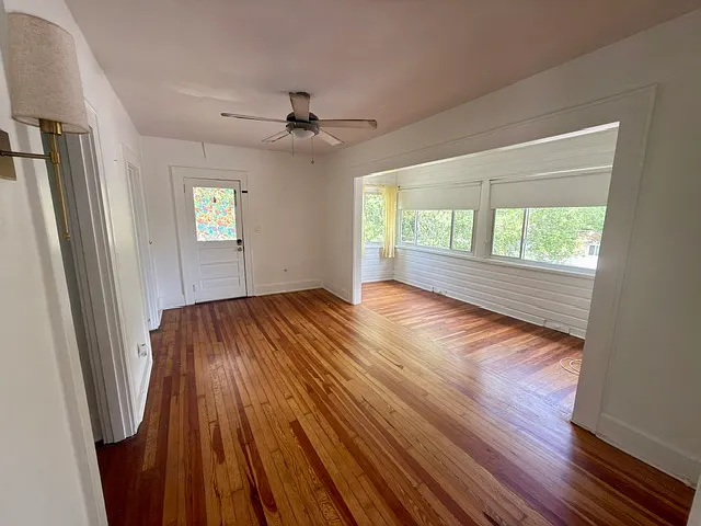 1416 Locust St NE #1/2 — Photo 3