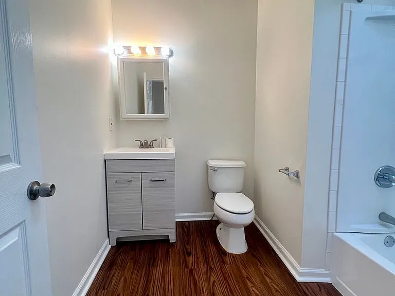 2165 W Grange Ave — Photo 19