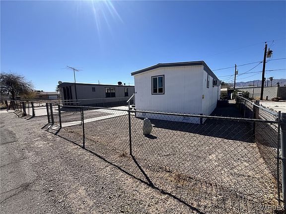 3rd image of 638 Mead Lane