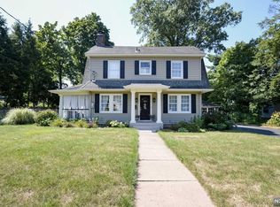 484 Spring Ave, Ridgewood, NJ 07450