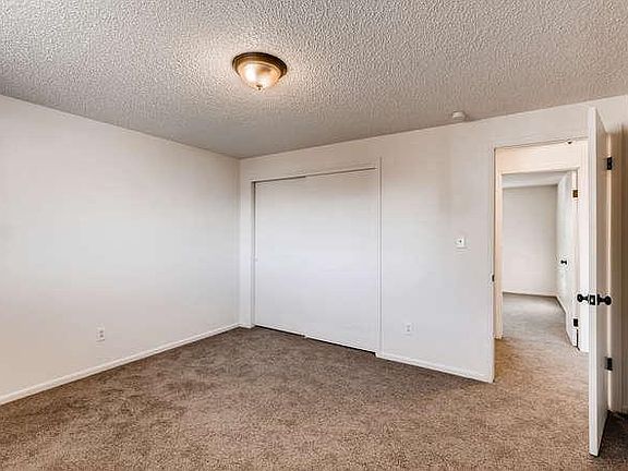 2nd image of 1011 Harmon Pl