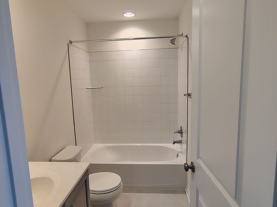 1st image of 161 Bosque Ct