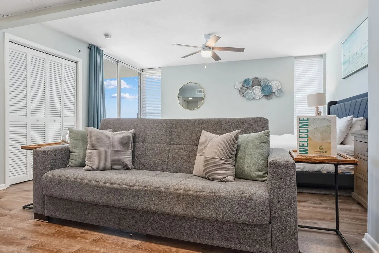 Studio, 1.0 bath, 419 sqft, $1,356 — Photo 1