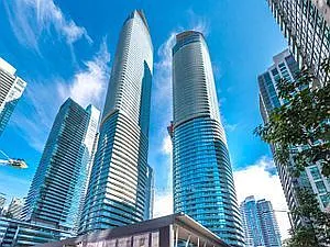 12 York St #1104