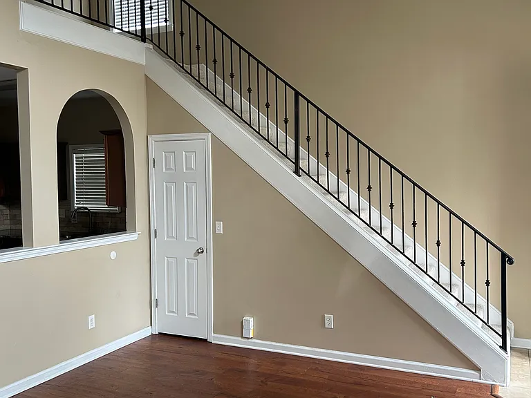 138 Harbor Creek Dr — Photo 2