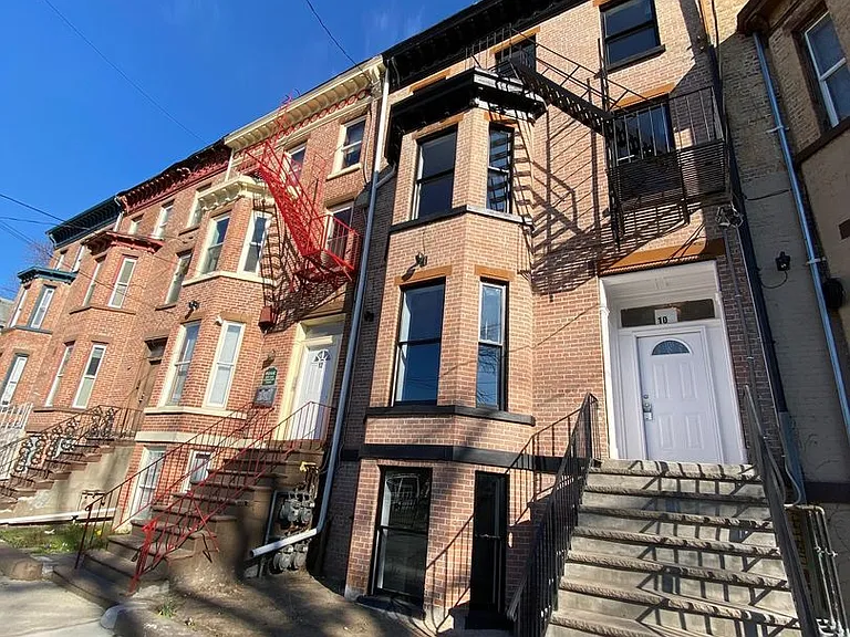 10 Farrington St. — Photo 7