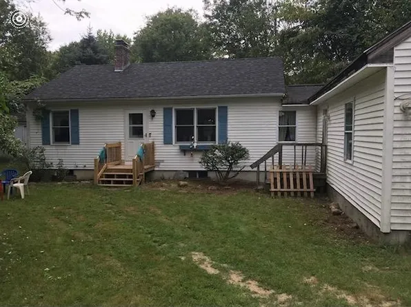 10 Apple Way, Weare, NH 03281