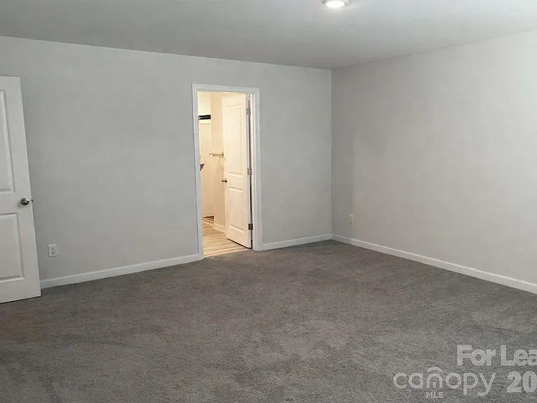 116 Windstone Common Ln — Photo 9