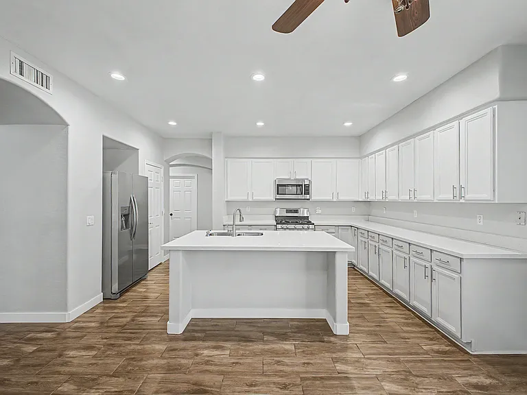 17446 W Yavapai St — Photo 34