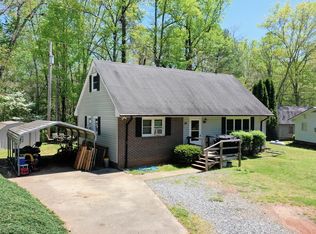 28 Poppy Ln, Cullowhee, NC 28723