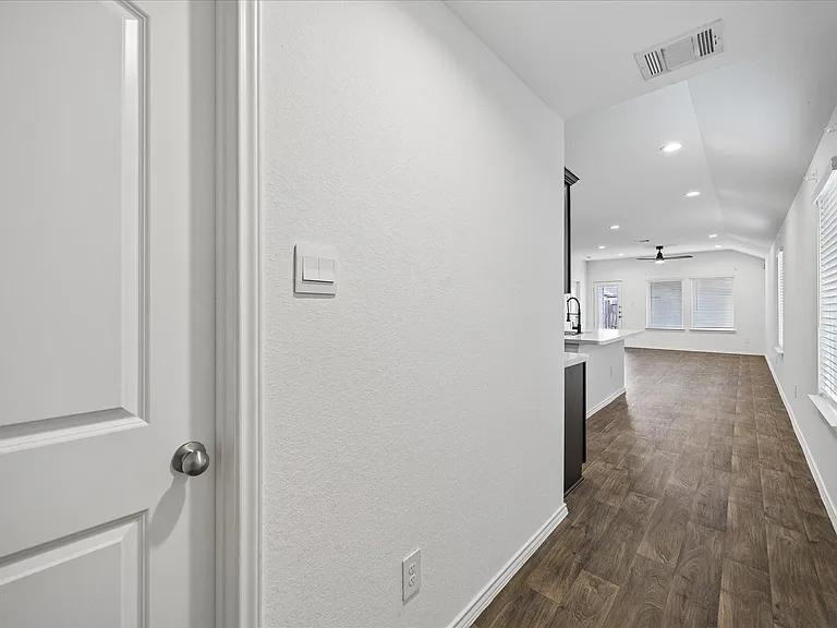 16691 Lonely Pines Dr — Photo 8