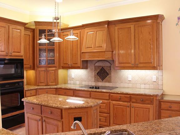 Kitchen with Island