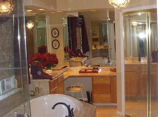 1020 Live Oak Dr, Norman, OK 73072