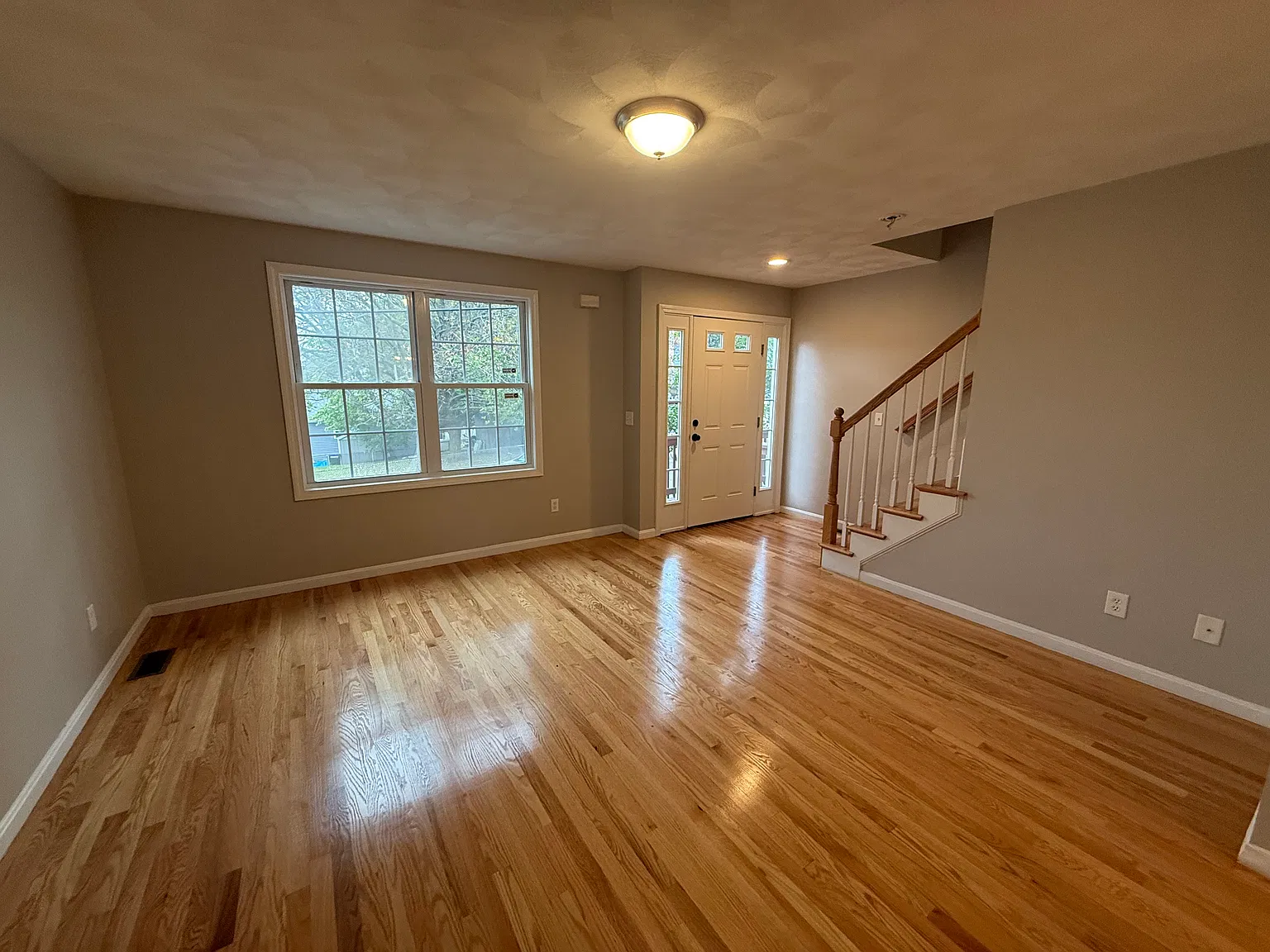 3 bed, 1500 sqft, $2,850 — Photo 2