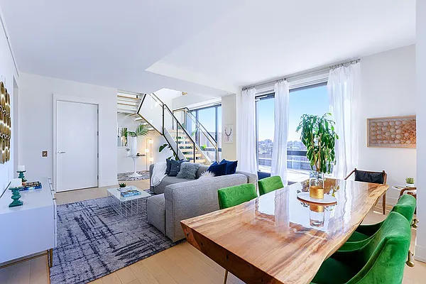 Sold by Nest Seekers International | media 5