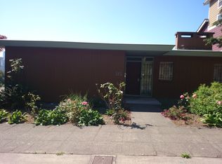 323 Ward St, Seattle, WA 98109