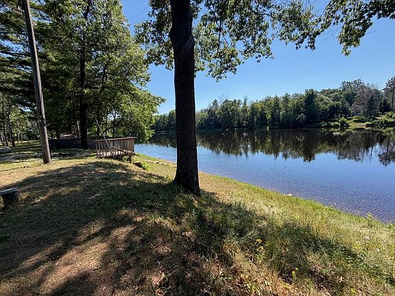4th image of N2123 River Dr